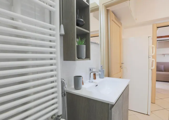 Nervi - In Discesa Sul Mare *